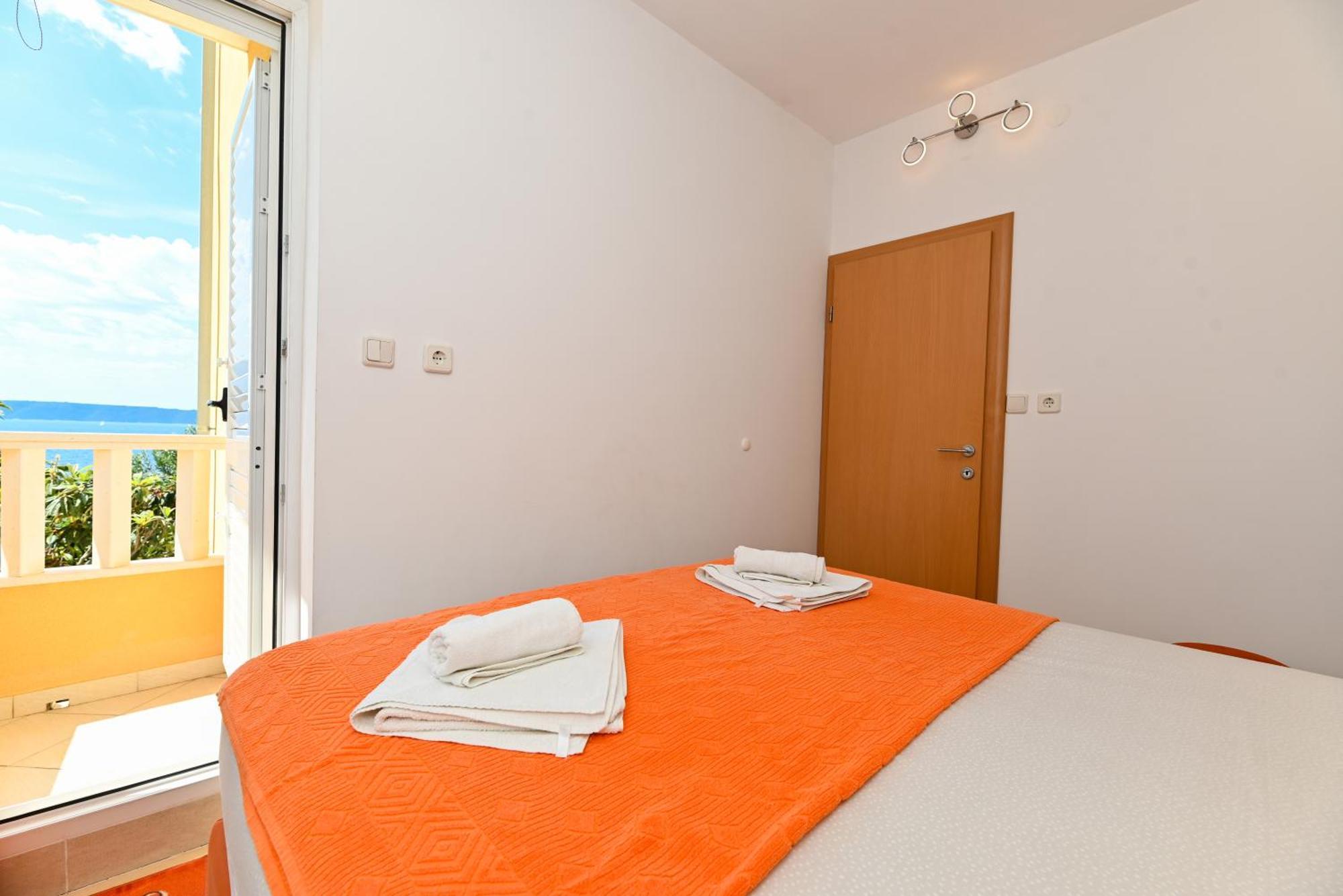 Vila Tatinja Trogir Bagian luar foto